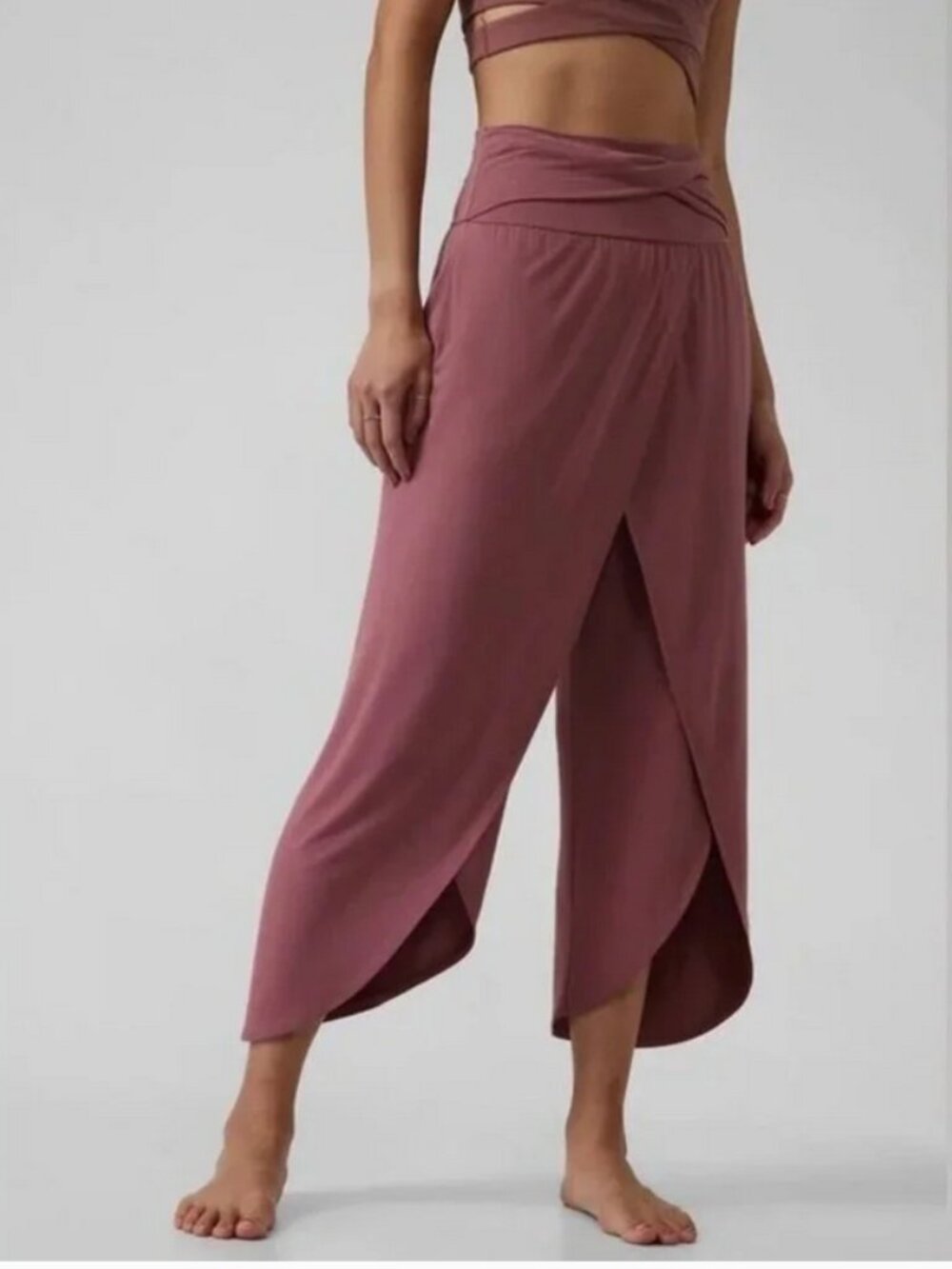 Athleta Release loose pants rose mauve pink flowy split legs cropped XL yoga